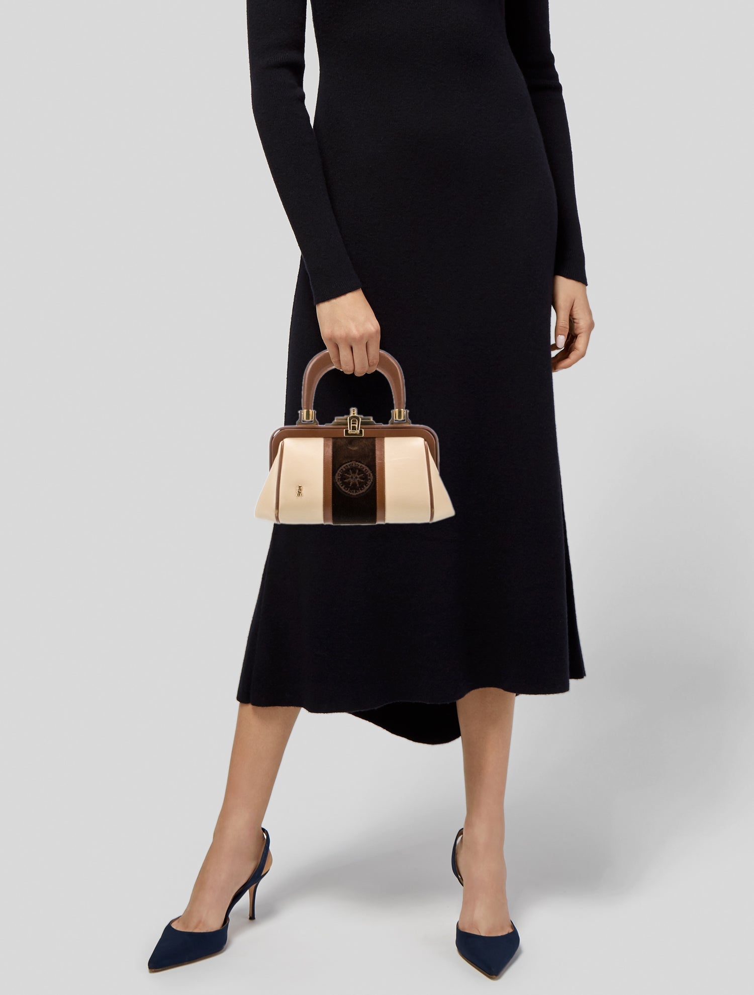 Roberta di Camerino Leather Top Handle Bag