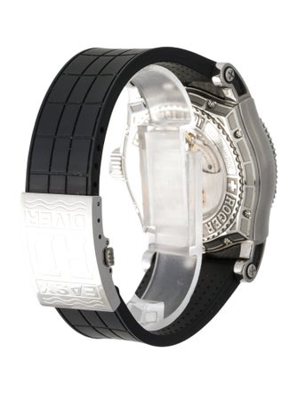 Roger Dubuis Easy Diver Watch