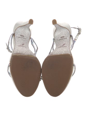 René Caovilla Leather T-Strap Sandals