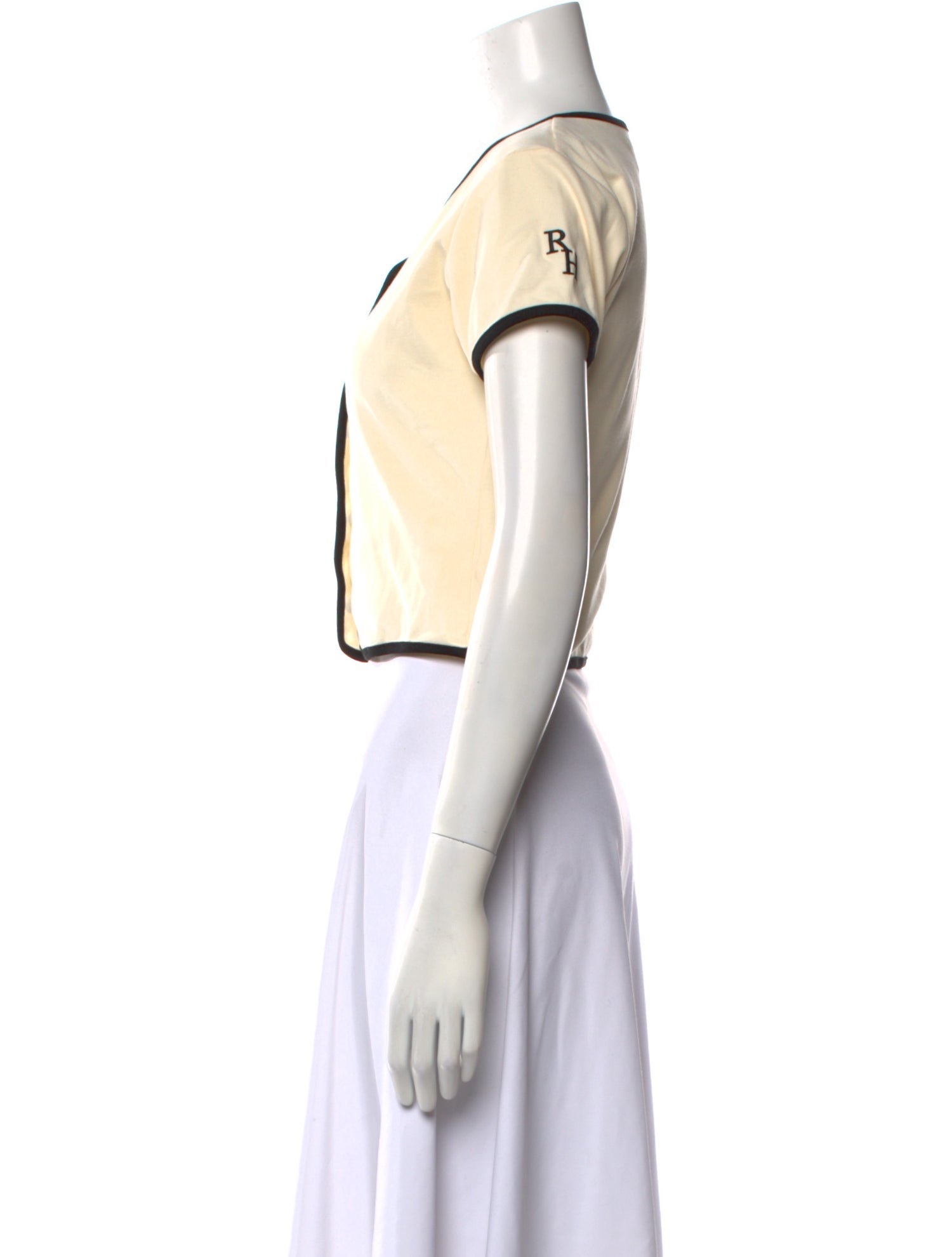 Recreational Habits Scoop Neck Short Sleeve Crop Top