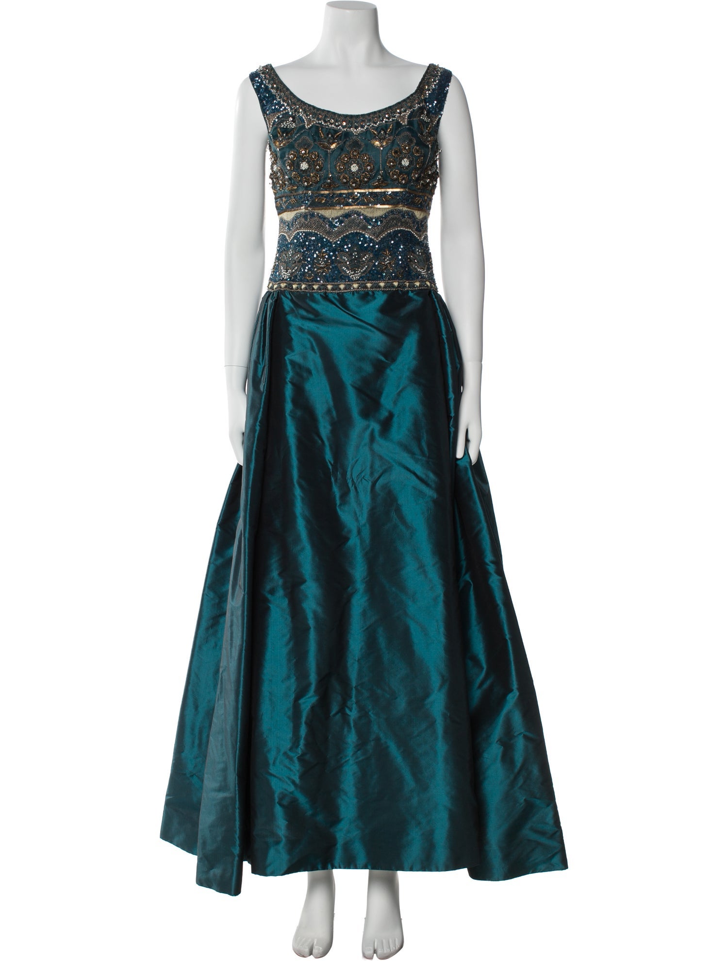 Reem Acra Scoop Neck Long Dress