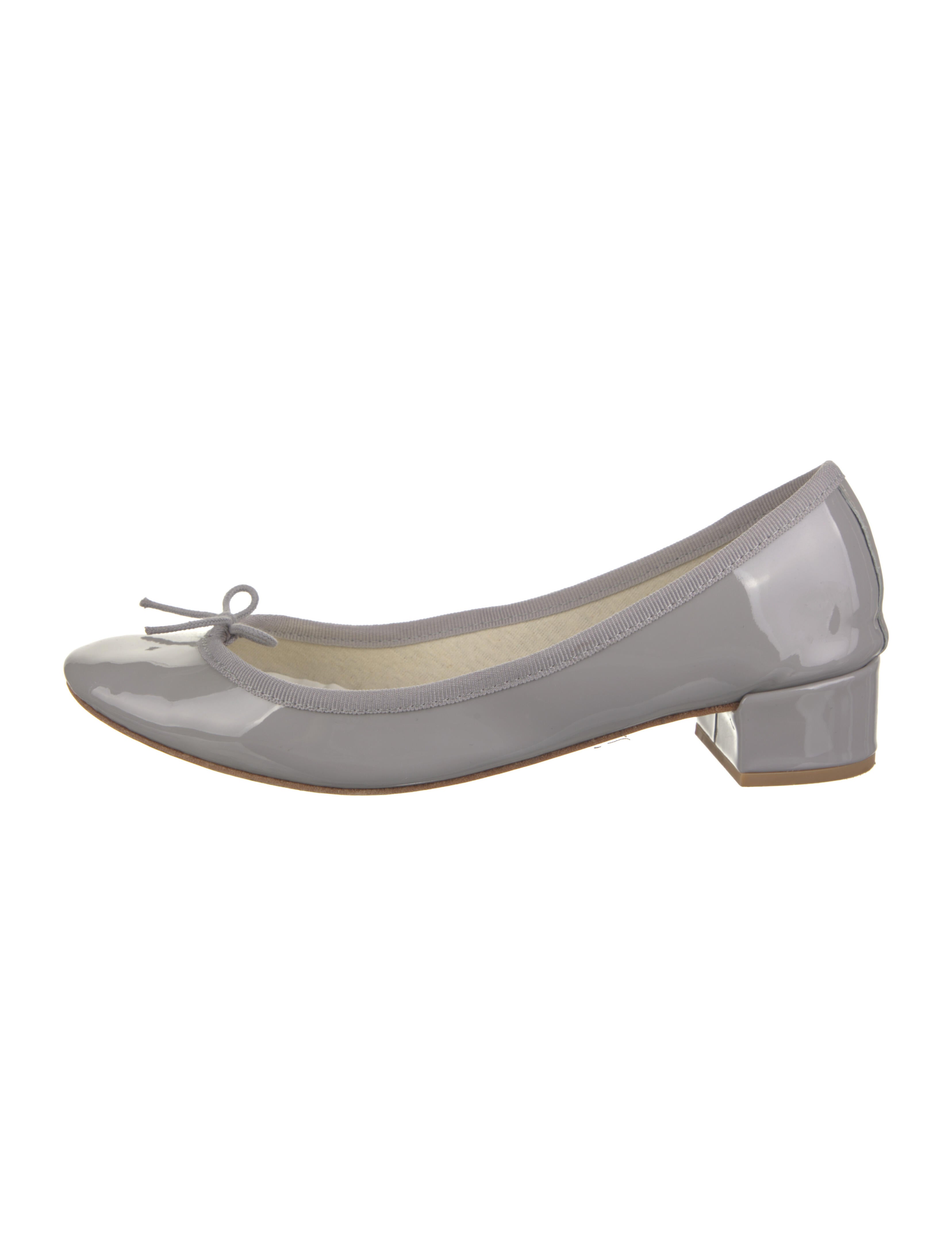 Repetto Patent Leather Bow Accents Pumps
