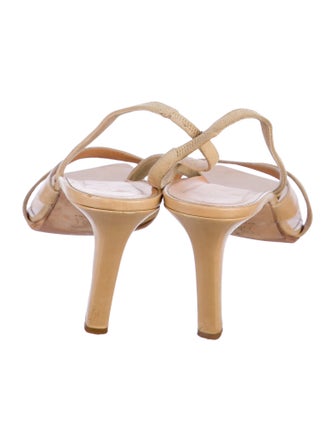 Richard Tyler Leather Ruffle Embellishment Slingback Sandals