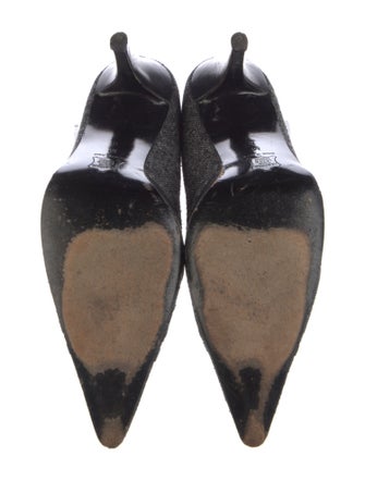 Richard Tyler Wool Pumps