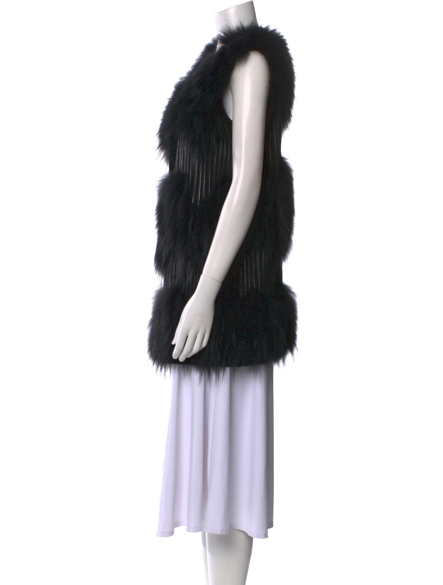 Rizal Wool V-Neck Sweater