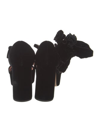 Rochas Velvet Ruffle Embellishment D'Orsay Pumps