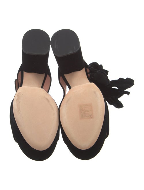 Rochas Velvet Ruffle Embellishment D'Orsay Pumps