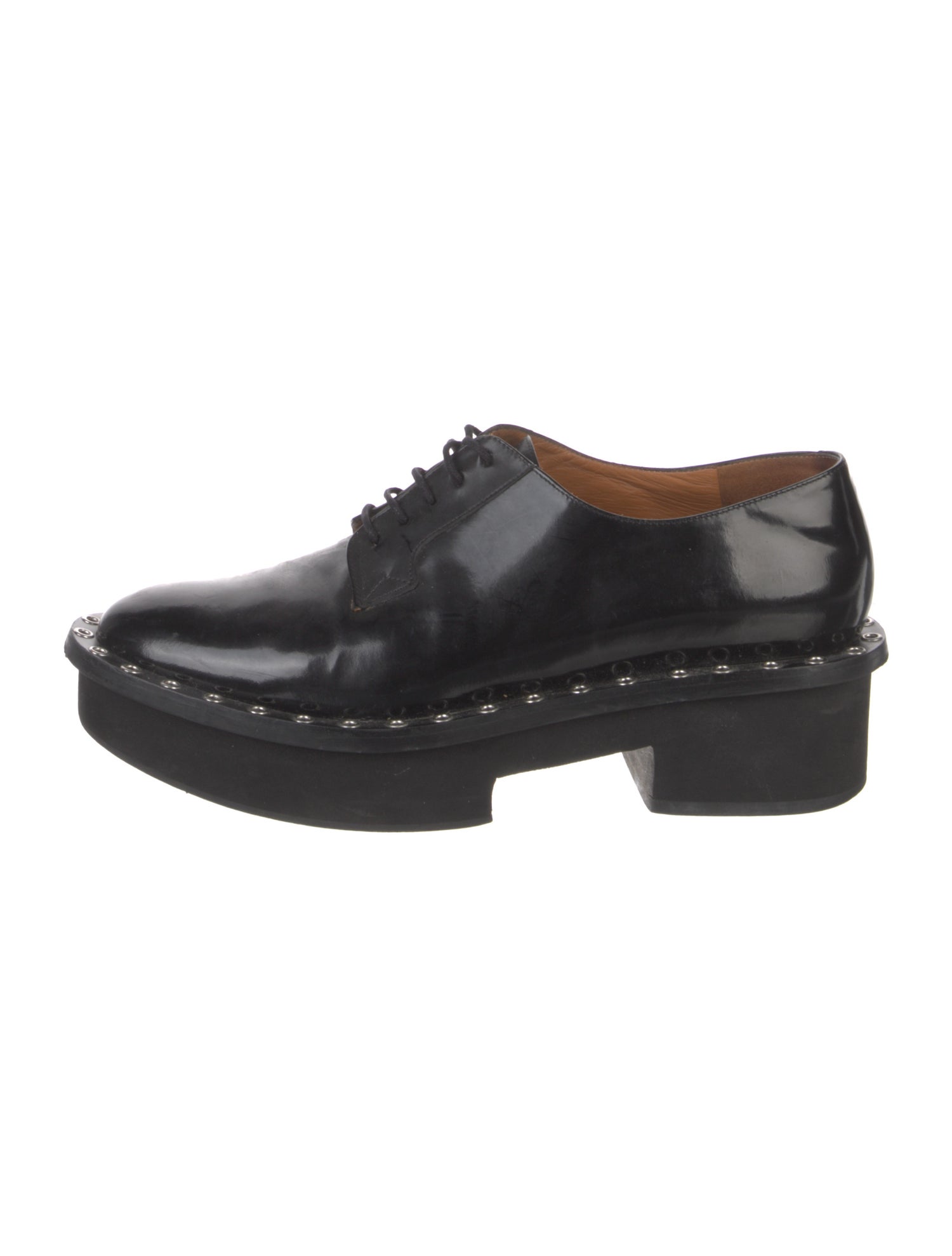 Robert Clergerie Patent Leather Eyelet Trim Oxfords