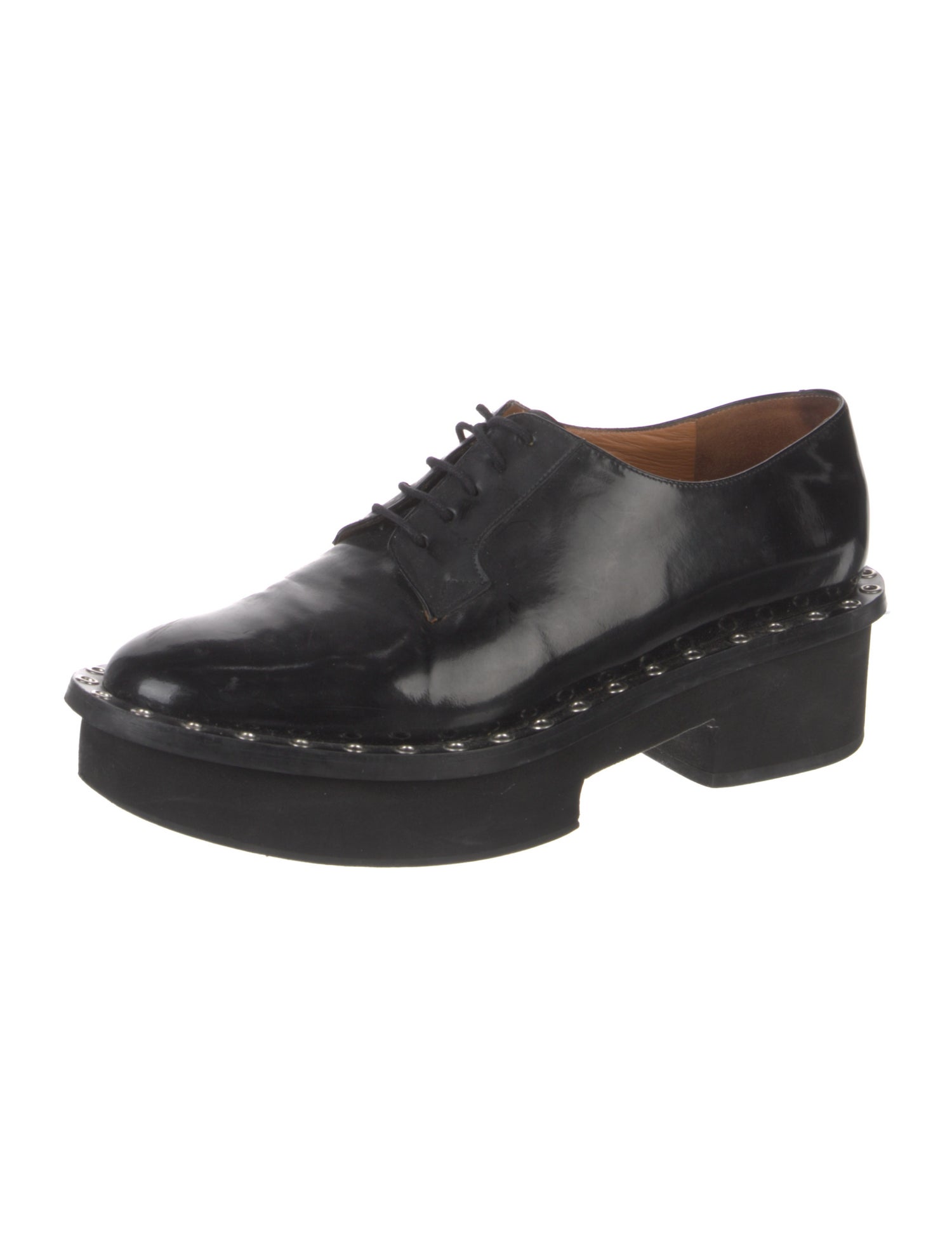 Robert Clergerie Patent Leather Eyelet Trim Oxfords