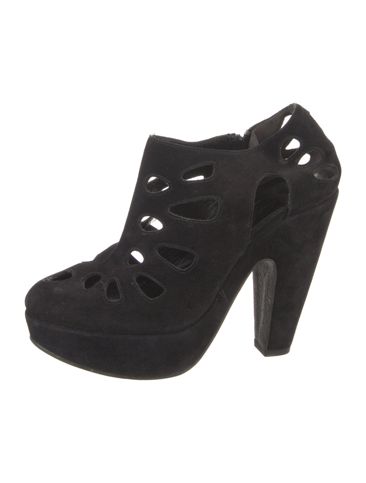 Robert Clergerie Suede Pumps