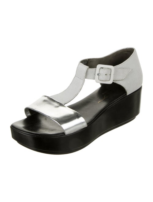 Robert Clergerie Leather T-Strap Sandals