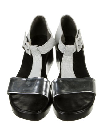 Robert Clergerie Leather T-Strap Sandals