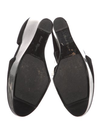 Robert Clergerie Suede Cutout Accent Pumps