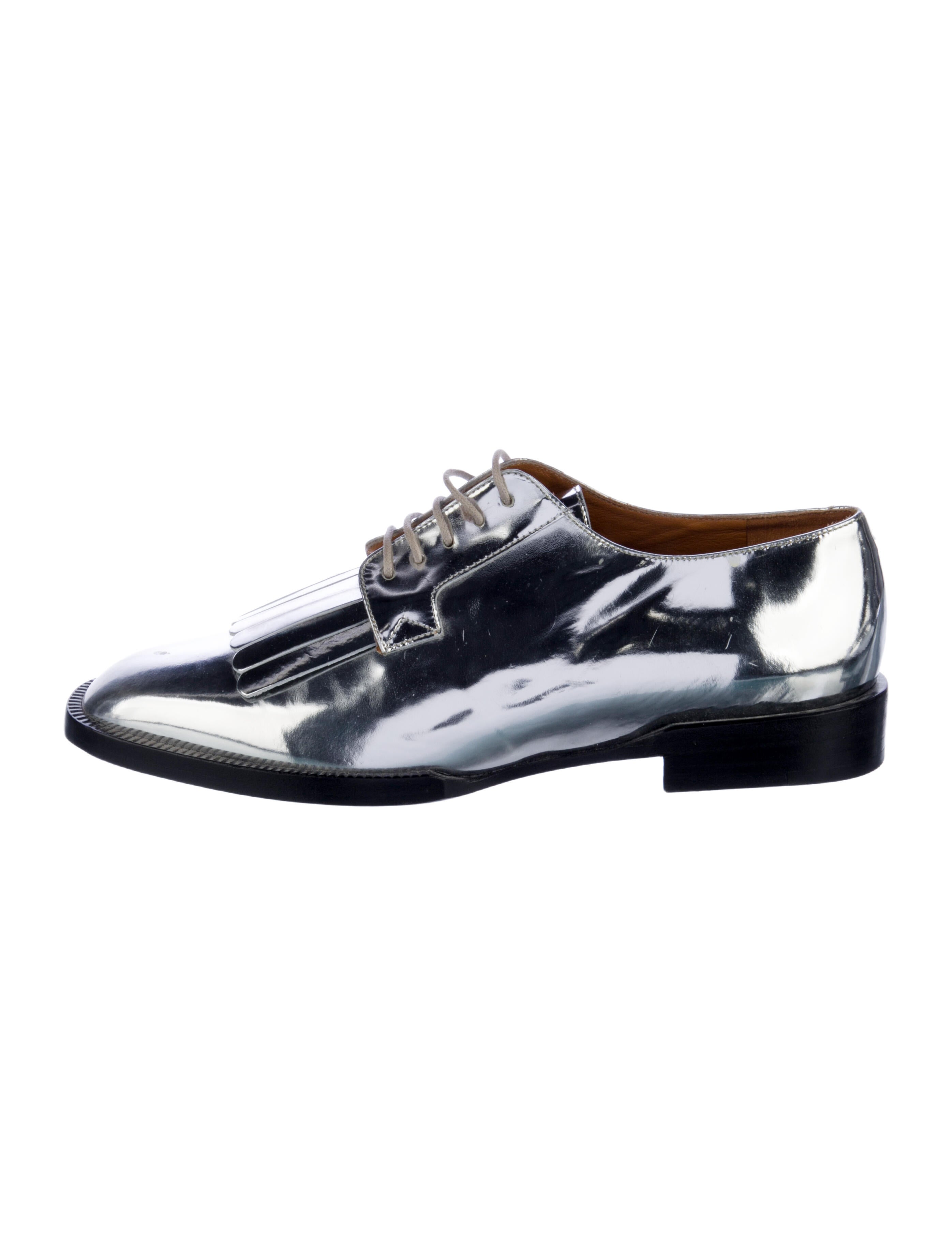 Robert Clergerie Patent Leather Fringe Trim Accent Oxfords