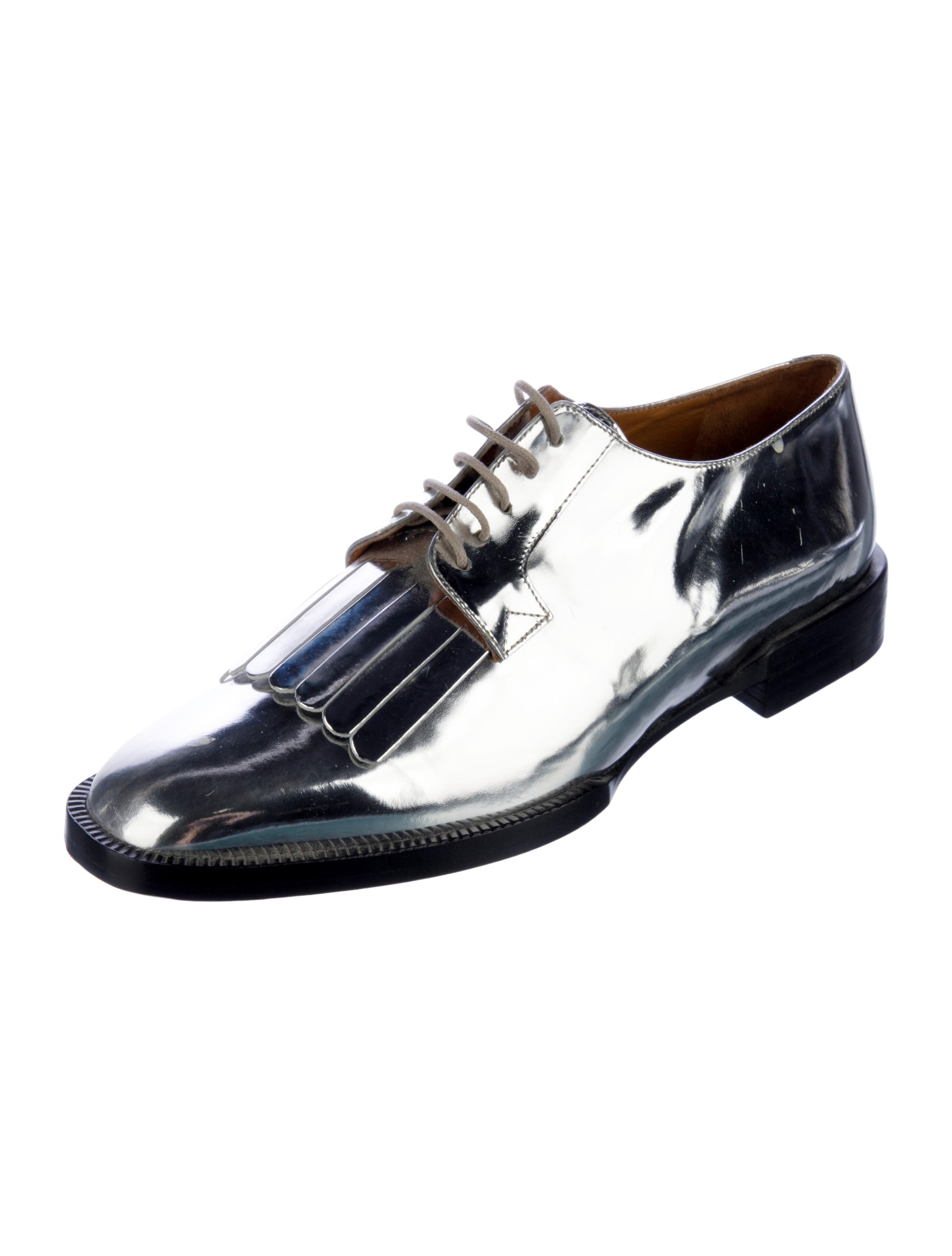 Robert Clergerie Patent Leather Fringe Trim Accent Oxfords