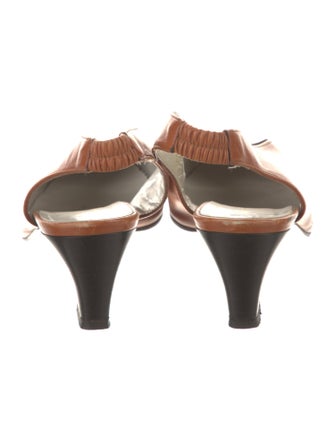 Robert Clergerie Leather Slingback Pumps