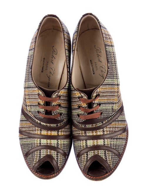 Robert Clergerie Printed Pumps