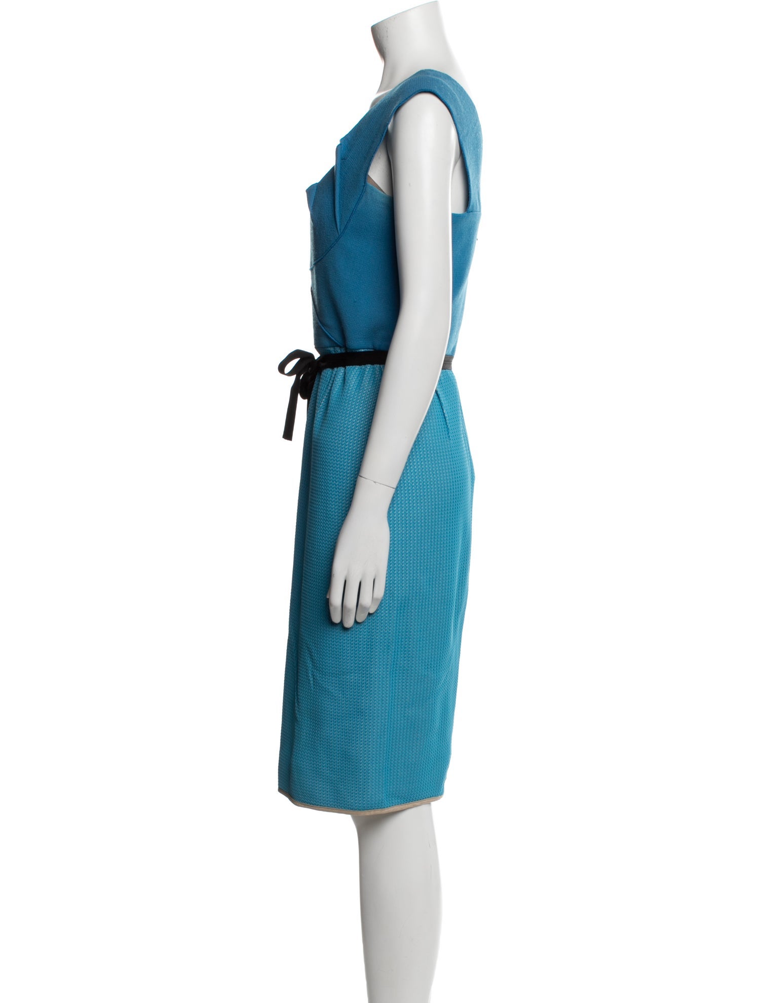 Roland Mouret Virgin Wool Knee-Length Dress
