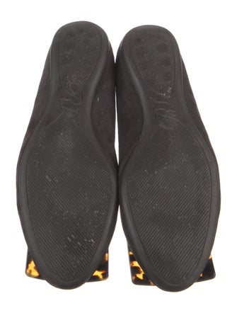 Roger Vivier Suede Flats