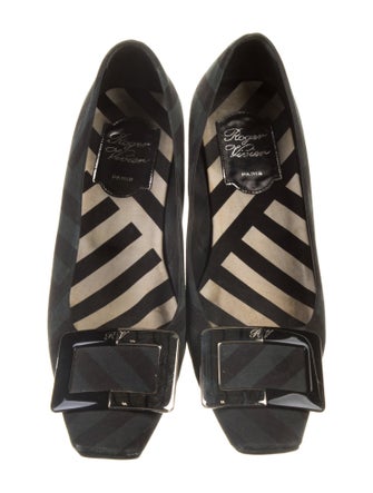 Roger Vivier Printed Pumps