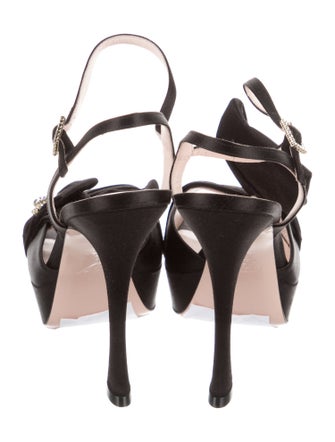 Roger Vivier Satin Bow Accents Sandals
