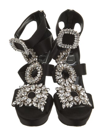 Roger Vivier Satin Crystal Embellishments T-Strap Sandals