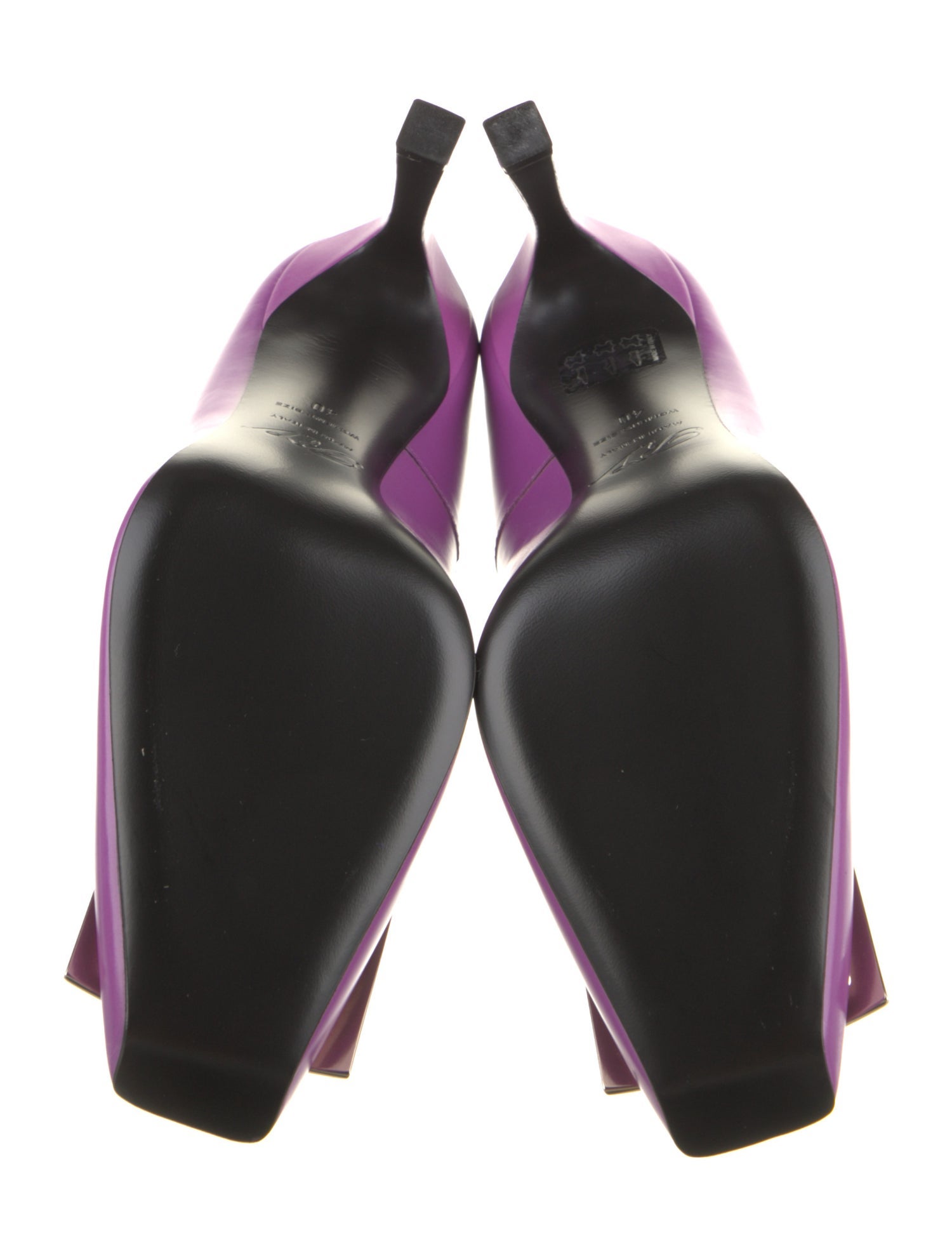 Roger Vivier Leather Pumps w/ Tags