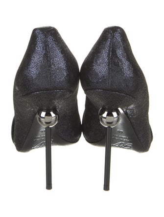 Roger Vivier Beaded Accents Pumps