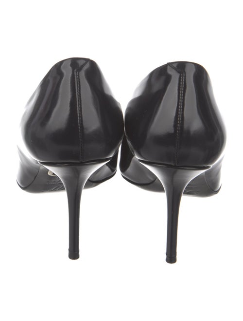 Roger Vivier Leather Pumps