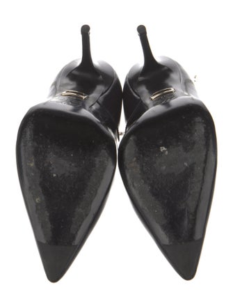 Roger Vivier Leather Pumps