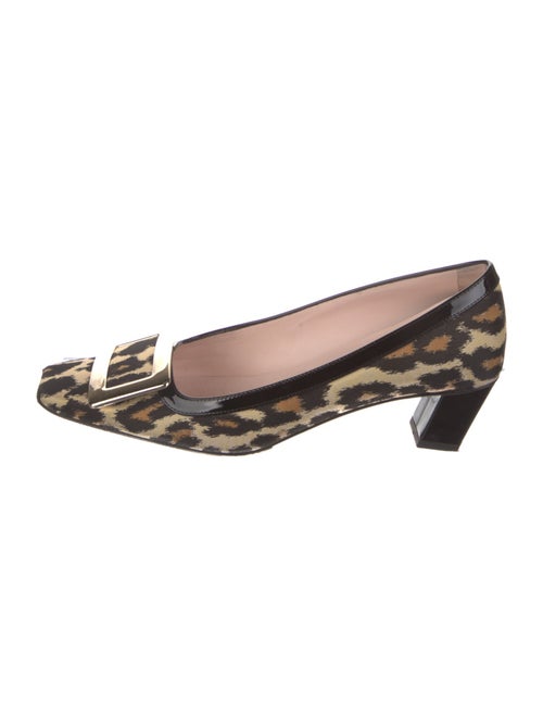 Roger Vivier Canvas Animal Print Pumps