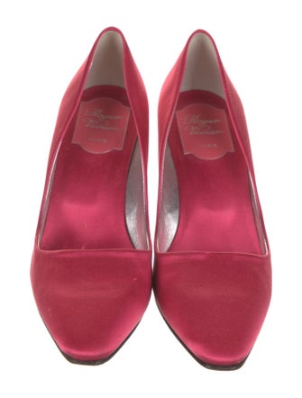 Roger Vivier Satin Crystal Embellishments Pumps