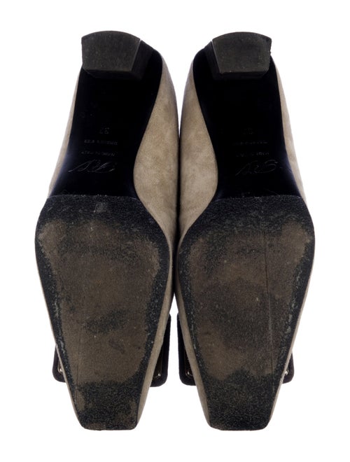 Roger Vivier Suede Pumps