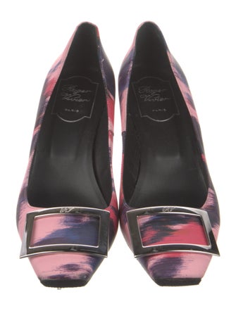 Roger Vivier Leather Printed Pumps