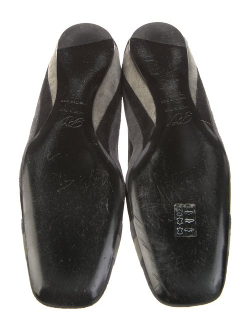 Roger Vivier Suede Ballet Flats
