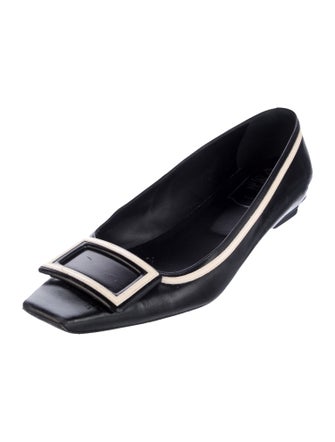 Roger Vivier Leather Flats