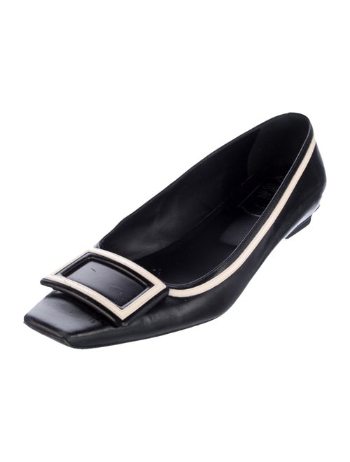 Roger Vivier Leather Flats