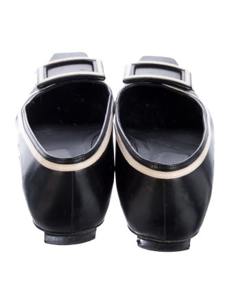 Roger Vivier Leather Flats