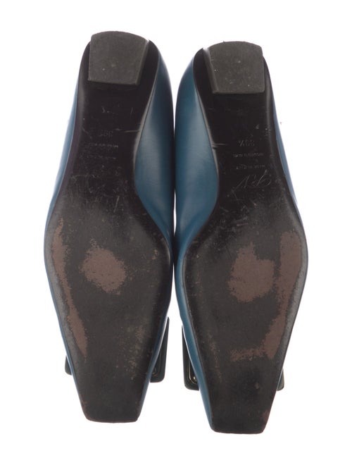 Roger Vivier Leather Pumps