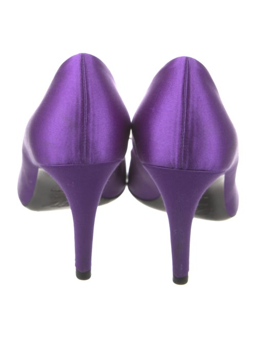 Roger Vivier Silk Crystal Embellishments Pumps