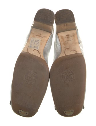 Roger Vivier Leather Slingback Pumps