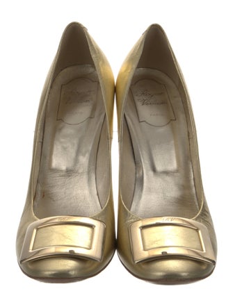 Roger Vivier Pumps