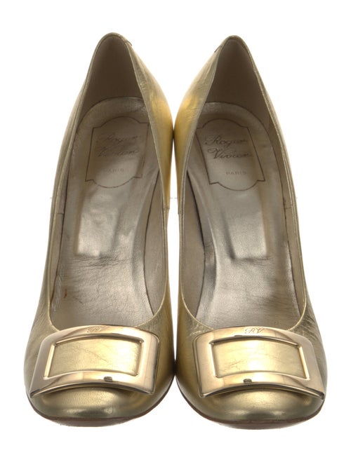 Roger Vivier Pumps