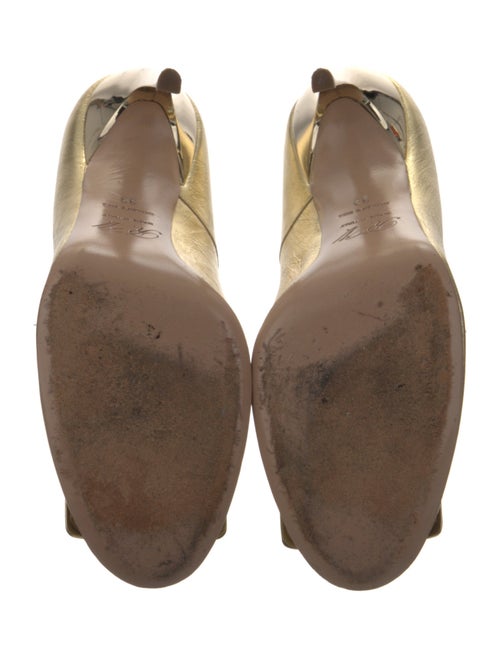 Roger Vivier Pumps