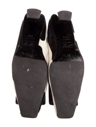 Roger Vivier Ponyhair Printed Slingback Pumps