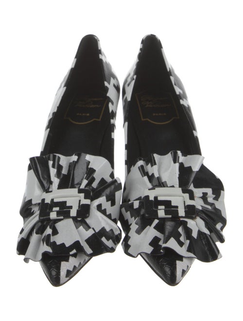 Roger Vivier Leather Houndstooth Print Pumps