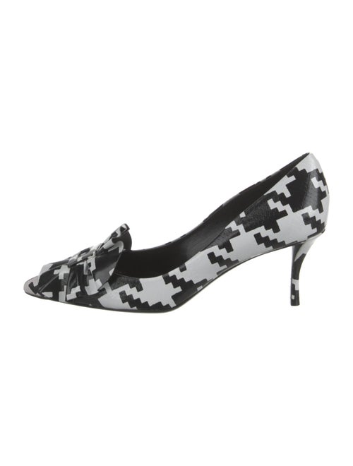 Roger Vivier Leather Houndstooth Print Pumps