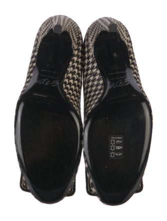 Roger Vivier Ponyhair Houndstooth Print Pumps