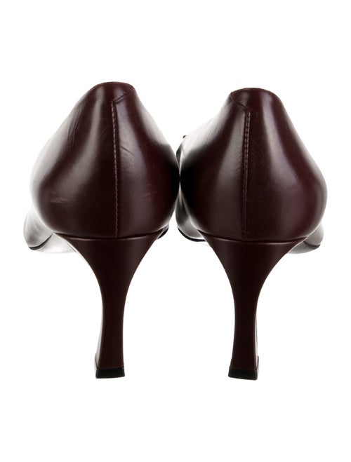 Roger Vivier Leather Pumps