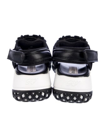 Roger Vivier Printed Crystal Embellishments T-Strap Sandals